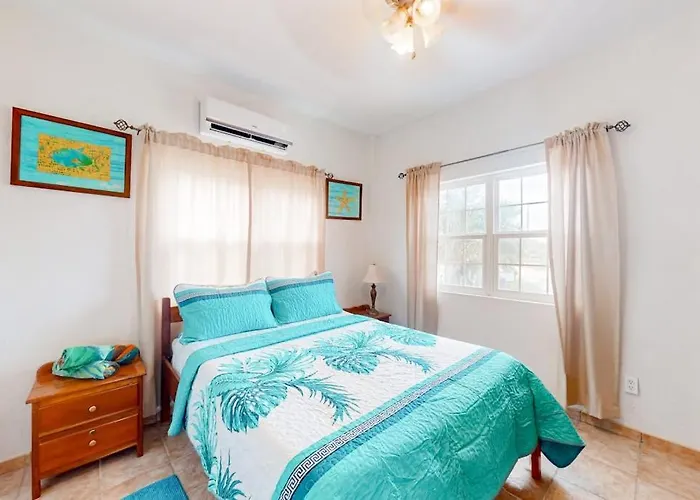Villa View The Blue Whole House Gold Standard Certified