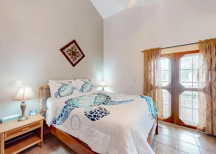 Villa View The Blue Whole House Gold Standard Certified