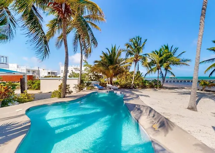 View The Blue Whole House Gold Standard Certified * San Pedro (Ambergris Caye)